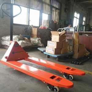 Hướng dẫn vận hành xe nâng tay một cách an toàn