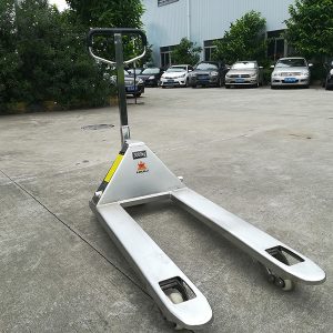 4 lợi ích chính của việc sử dụng xe nâng tay