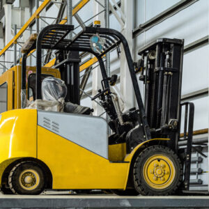 Cách xe nâng có thể giúp bạn tiết kiệm thời gian và tiền bạc