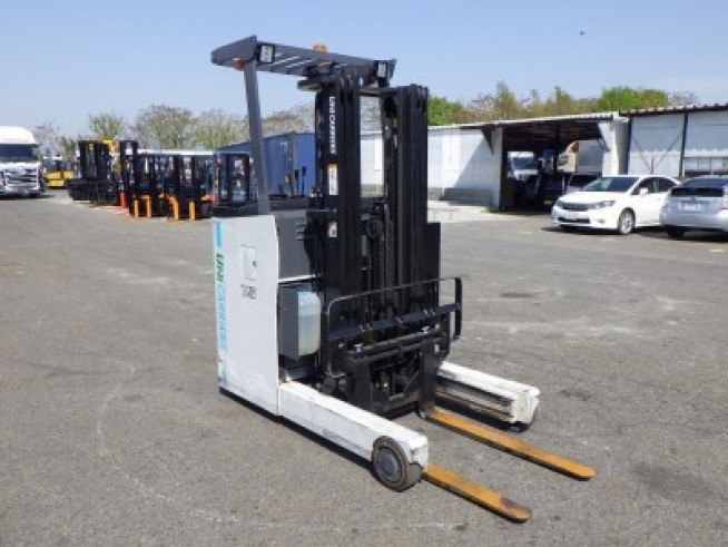 xe-nang-dien-dung-lai-unicarriers-1-5-tan-cu-2016 (2)